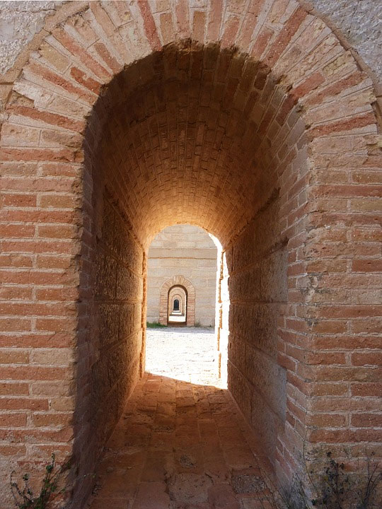 Bobeda Arch